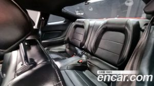 Ford Mustang Coupe 2020 года из Южной Кореи