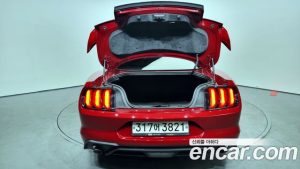 Ford Mustang Coupe 2020 года из Южной Кореи