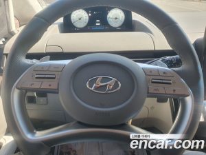 Hyundai Staria 4WD Lounge 7-Seater 2022 года из Южной Кореи