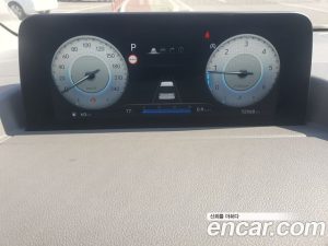 Hyundai Staria 4WD Lounge 7-Seater 2022 года из Южной Кореи