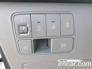 Hyundai Staria 4WD Lounge 7-Seater 2022 года из Южной Кореи