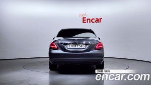 Mercedes-Benz C-Class C200 2020 года из Южной Кореи