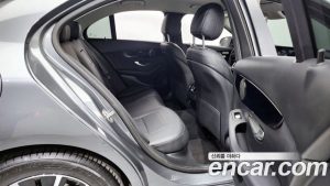 Mercedes-Benz C-Class C200 2020 года из Южной Кореи