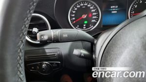 Mercedes-Benz C-Class C200 2020 года из Южной Кореи