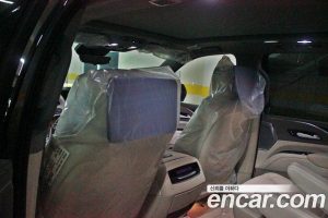 Cadillac Escalade 6.2 ESV 2023 года из Южной Кореи