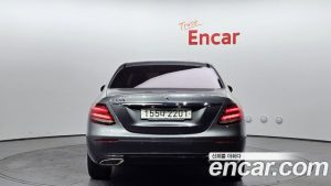 Mercedes-Benz E-Class E250 Avantgarde 2020 года из Южной Кореи