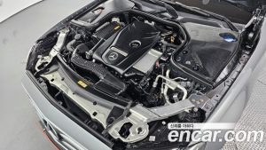 Mercedes-Benz E-Class E250 Avantgarde 2020 года из Южной Кореи