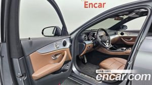 Mercedes-Benz E-Class E250 Avantgarde 2020 года из Южной Кореи