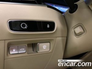 Kia K9 3.8 GDI AWD 2023 года из Южной Кореи