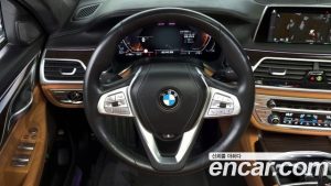 BMW 7-Series 730Ld xDrive Design Pure Excellence 2021 года из Южной Кореи