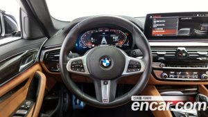 BMW 5-Series 520i M Sport 2021 года из Южной Кореи