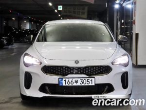 Kia Stinger 2.5 Meister 2021 года из Южной Кореи