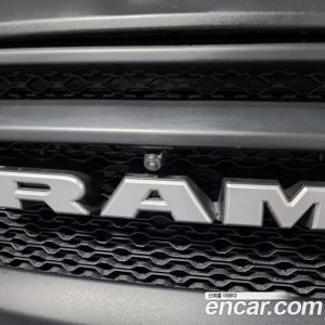 Dodge Ram Pick Up 5.7 2020 года из Южной Кореи