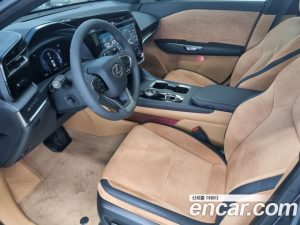 Lexus RZ Luxury 2023 года из Южной Кореи