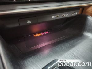 Lexus RZ Luxury 2023 года из Южной Кореи