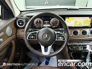 Mercedes-Benz E-Class E300 4MATIC Exclusive 2020 года из Южной Кореи