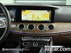 Mercedes-Benz E-Class E300 4MATIC Exclusive 2020 года из Южной Кореи