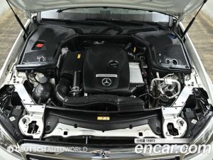 Mercedes-Benz E-Class E300 4MATIC Exclusive 2020 года из Южной Кореи