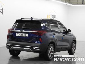 Kia Seltos Бензин 1.6 Turbo 2WD 2021 года из Южной Кореи