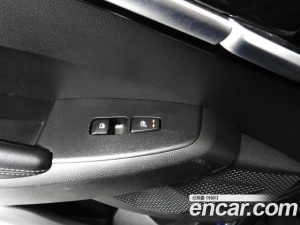 Kia Seltos Бензин 1.6 Turbo 2WD 2021 года из Южной Кореи