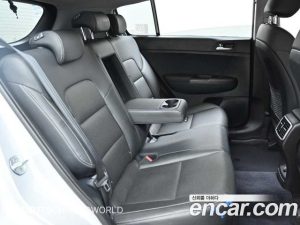 Kia Sportage Дизель 1.6 4WD 2022 года из Южной Кореи