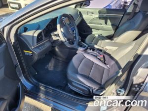 Hyundai AVANTE 1.6 2020 года из Южной Кореи