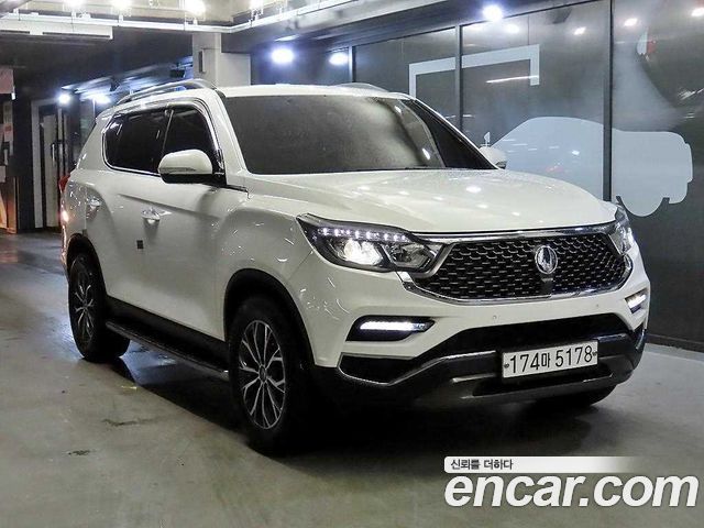 Ssangyong Rexton Дизель 2.2 2WD 2020 года из Кореи