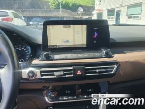 Kia Seltos Дизель 1.6 4WD 2020 года из Южной Кореи