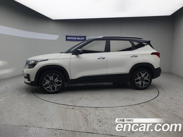 Kia Seltos Бензин 1.6 Turbo 2WD 2022 года из Кореи