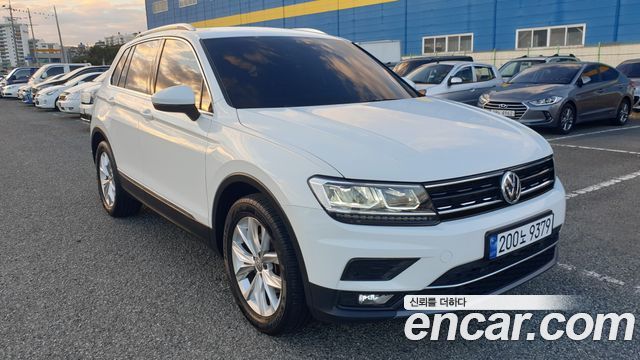 Volkswagen Tiguan 2.0 TDI Premium 2020 года из Кореи