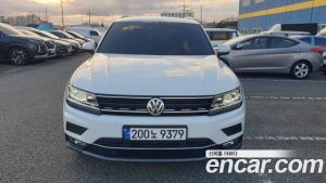 Volkswagen Tiguan 2.0 TDI Premium 2020 года из Южной Кореи