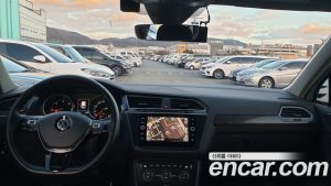 Volkswagen Tiguan 2.0 TDI Premium 2020 года из Южной Кореи