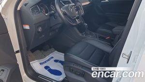 Volkswagen Tiguan 2.0 TDI Premium 2020 года из Южной Кореи