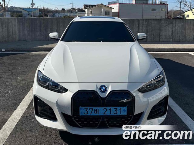 BMW i4 eDrive40 M Sport PRO 2023 года из Кореи