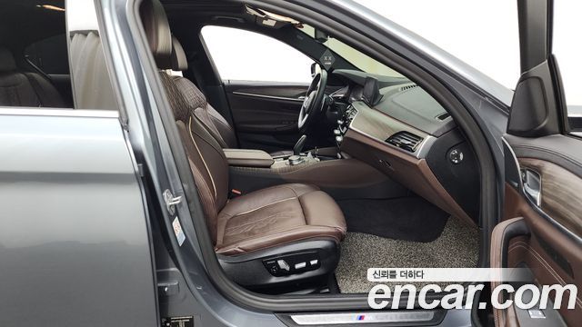 36551935_015.jpg BMW 5-Series 520d M Sport Plus 2020 года из Южной Кореи