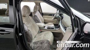Kia Carnival Бензин 9-Seater HI-Limousine 2023 года из Южной Кореи