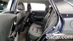 Kia Niro 1.6 HEV 2020 года из Южной Кореи