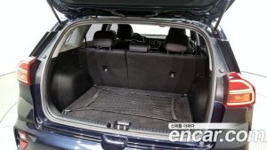 Kia Niro 1.6 HEV 2020 года из Южной Кореи