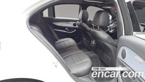 Mercedes-Benz E-Class E250 Avantgarde 2020 года из Южной Кореи