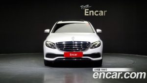 Mercedes-Benz E-Class E300 4MATIC Exclusive 2020 года из Южной Кореи
