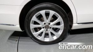 Mercedes-Benz E-Class E300 4MATIC Exclusive 2020 года из Южной Кореи