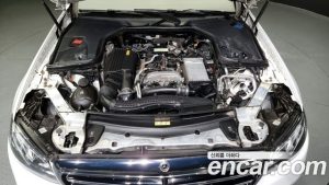 Mercedes-Benz E-Class E300 4MATIC Exclusive 2020 года из Южной Кореи