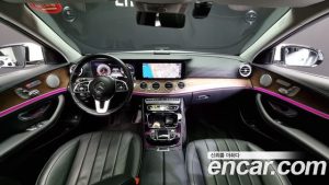 Mercedes-Benz E-Class E300 4MATIC Exclusive 2020 года из Южной Кореи