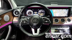 Mercedes-Benz E-Class E300 4MATIC Exclusive 2020 года из Южной Кореи