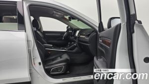 Renault-KoreaSamsung QM6 2.0 GDe RE Signature 2WD 2020 года из Южной Кореи
