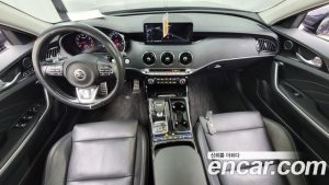Kia Stinger 2.5 платина 2021 года из Южной Кореи