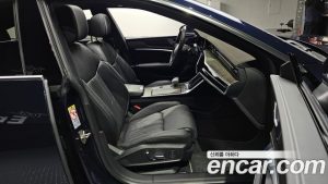 Audi A7 55 TFSI 4WD Premium 2021 года из Южной Кореи