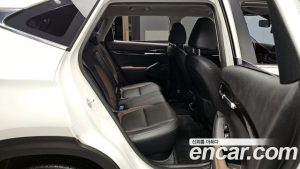 Kia Seltos Дизель 1.6 4WD 2020 года из Южной Кореи