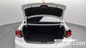 Hyundai AVANTE 1.6 2020 года из Южной Кореи