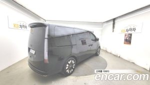 Hyundai Staria 4WD Lounge 9-Seater 2023 года из Южной Кореи